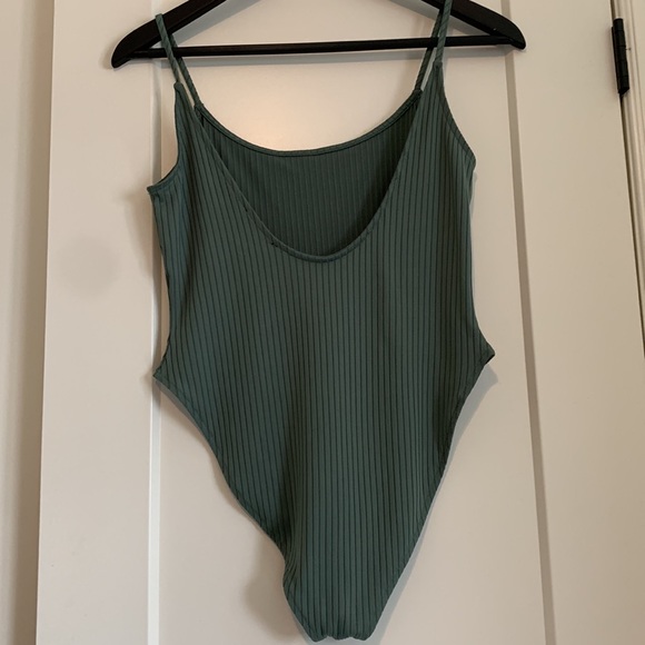 Low back ribbed body suit - Forever 21 - Picture 2 of 2